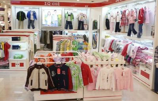  洛川店面装修风格确定。