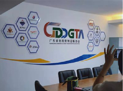  洛川公司走廊文化墙如何设计布置？